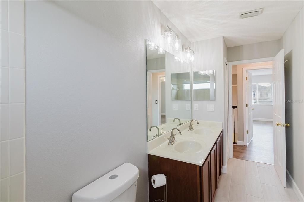 На продажу: $675,000 (4 спален, 3 ванн, 3179 Квадратных фут)