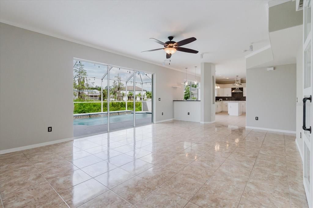 На продажу: $675,000 (4 спален, 3 ванн, 3179 Квадратных фут)