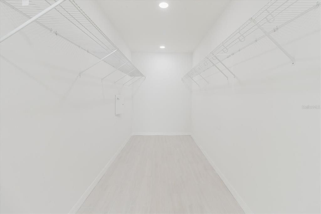 На продажу: $675,000 (4 спален, 3 ванн, 3179 Квадратных фут)