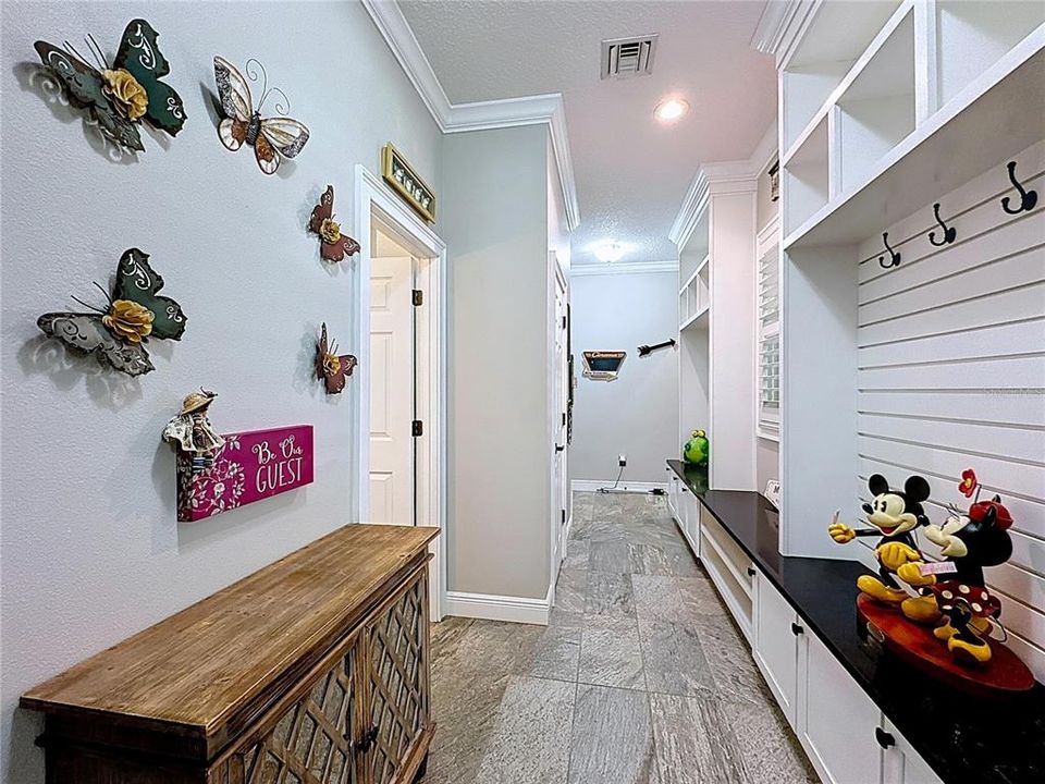 For Sale: $909,000 (3 beds, 2 baths, 2935 Square Feet)