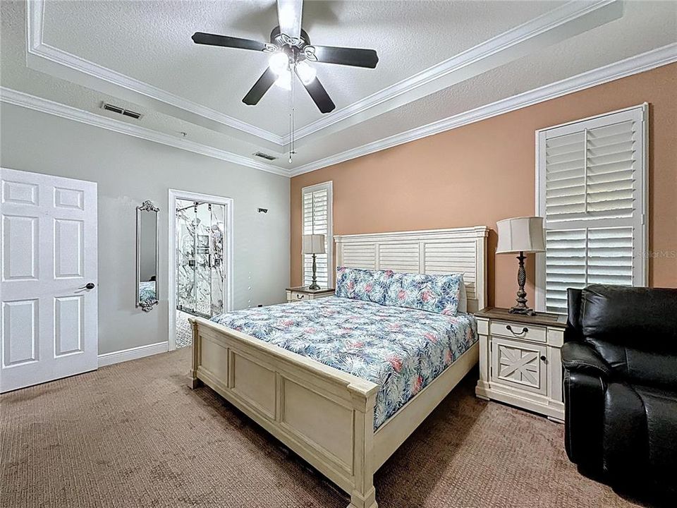 For Sale: $909,000 (3 beds, 2 baths, 2935 Square Feet)