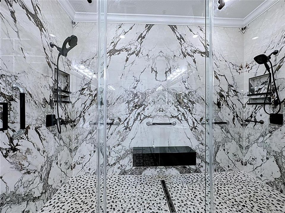 For Sale: $909,000 (3 beds, 2 baths, 2935 Square Feet)