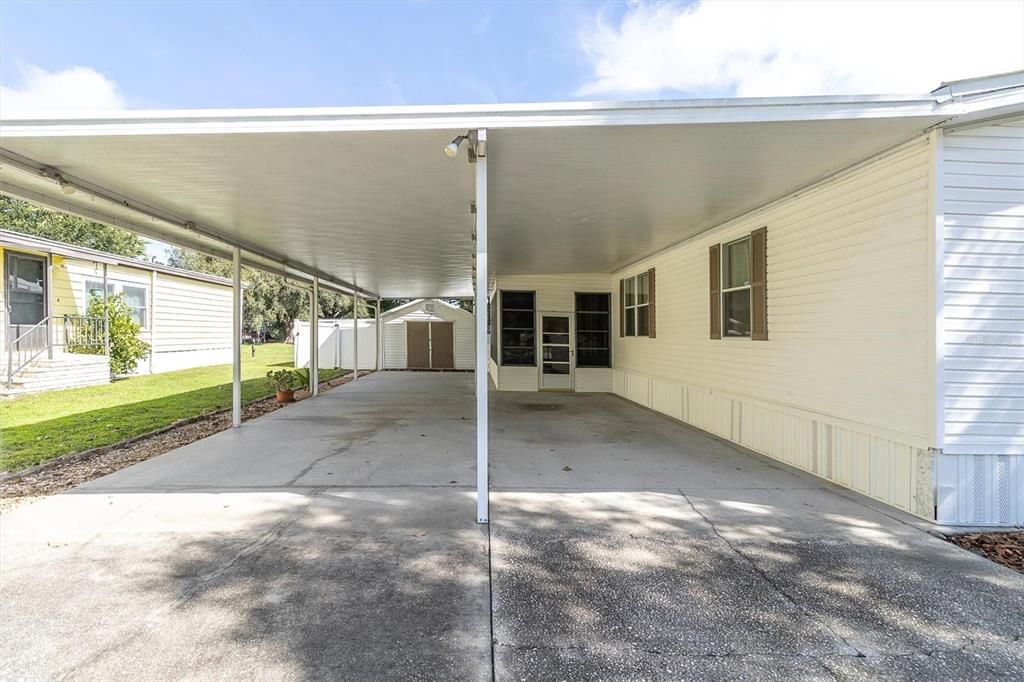 Active With Contract: $232,000 (3 beds, 2 baths, 1104 Square Feet)