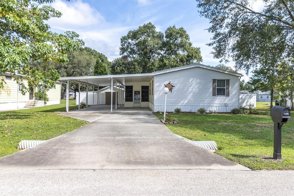 Active With Contract: $232,000 (3 beds, 2 baths, 1104 Square Feet)