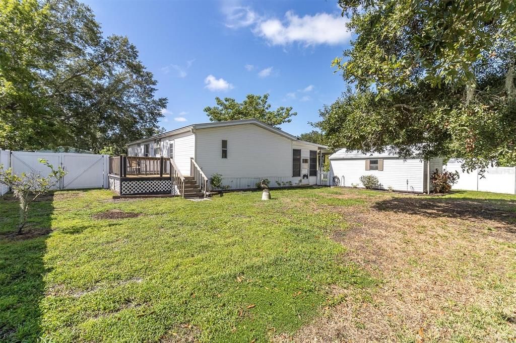 Active With Contract: $232,000 (3 beds, 2 baths, 1104 Square Feet)