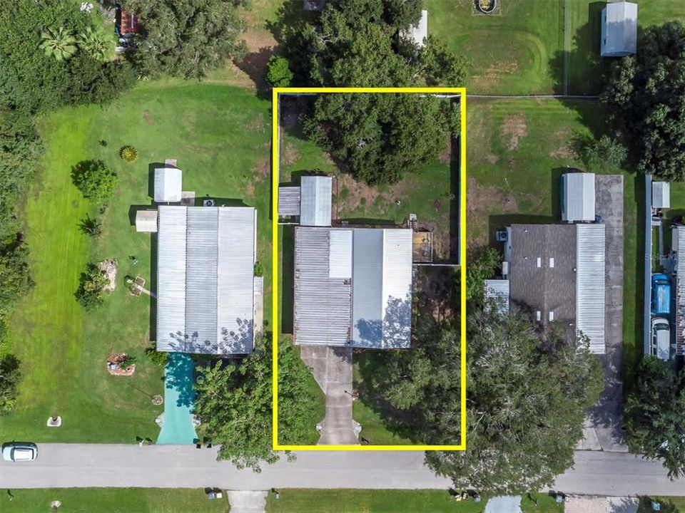 Active With Contract: $232,000 (3 beds, 2 baths, 1104 Square Feet)