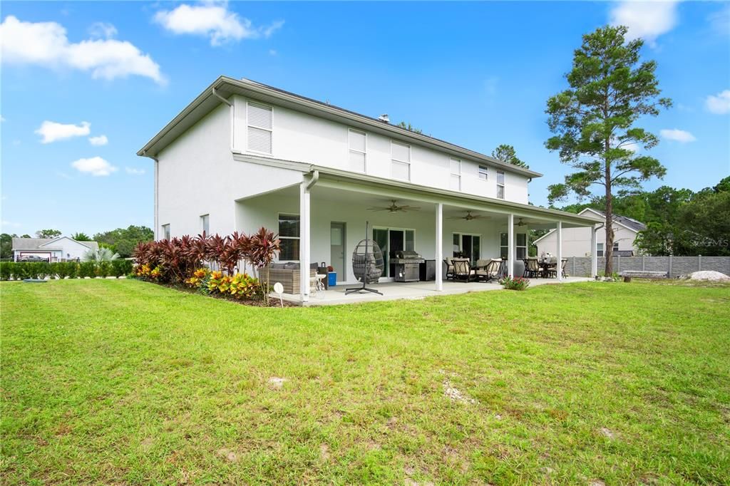 For Sale: $975,000 (5 beds, 3 baths, 3952 Square Feet)