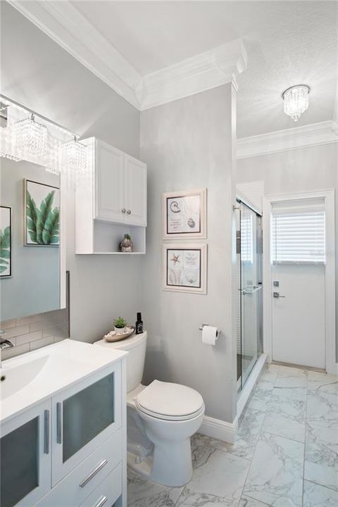 For Sale: $975,000 (5 beds, 3 baths, 3952 Square Feet)