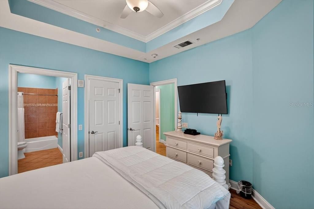 For Sale: $1,249,000 (3 beds, 3 baths, 2058 Square Feet)