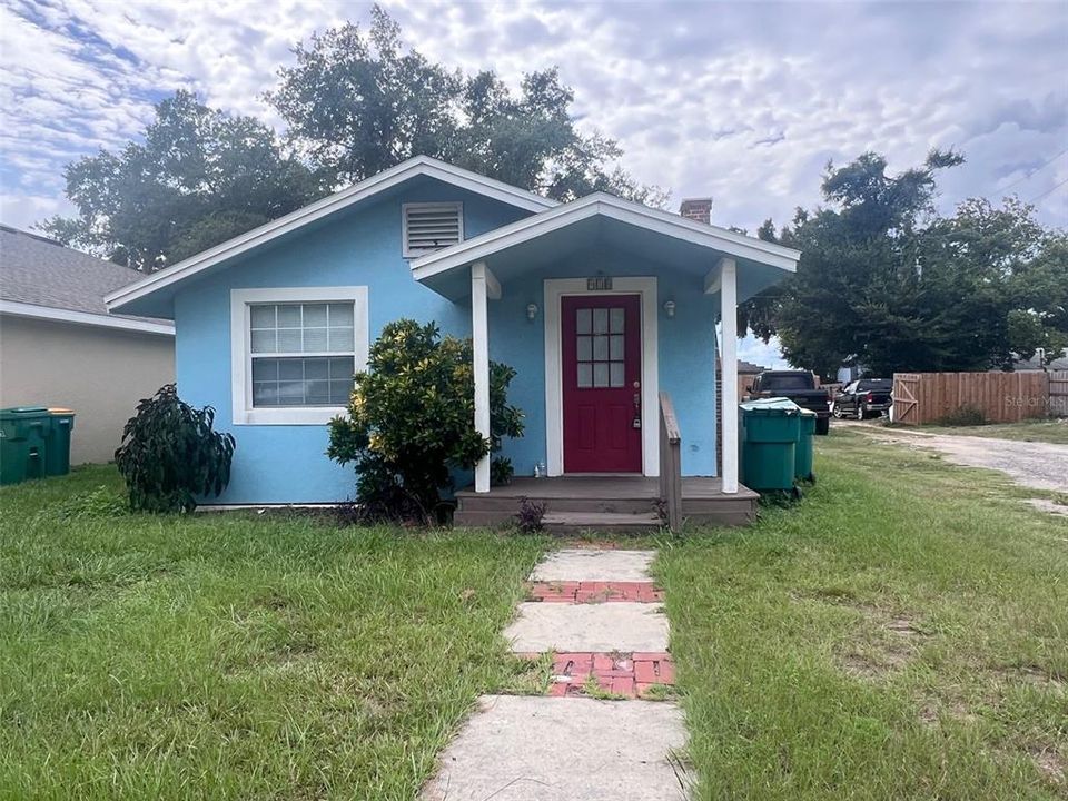 出租: $1,600 (2 贝兹, 2 浴室, 952 平方英尺)