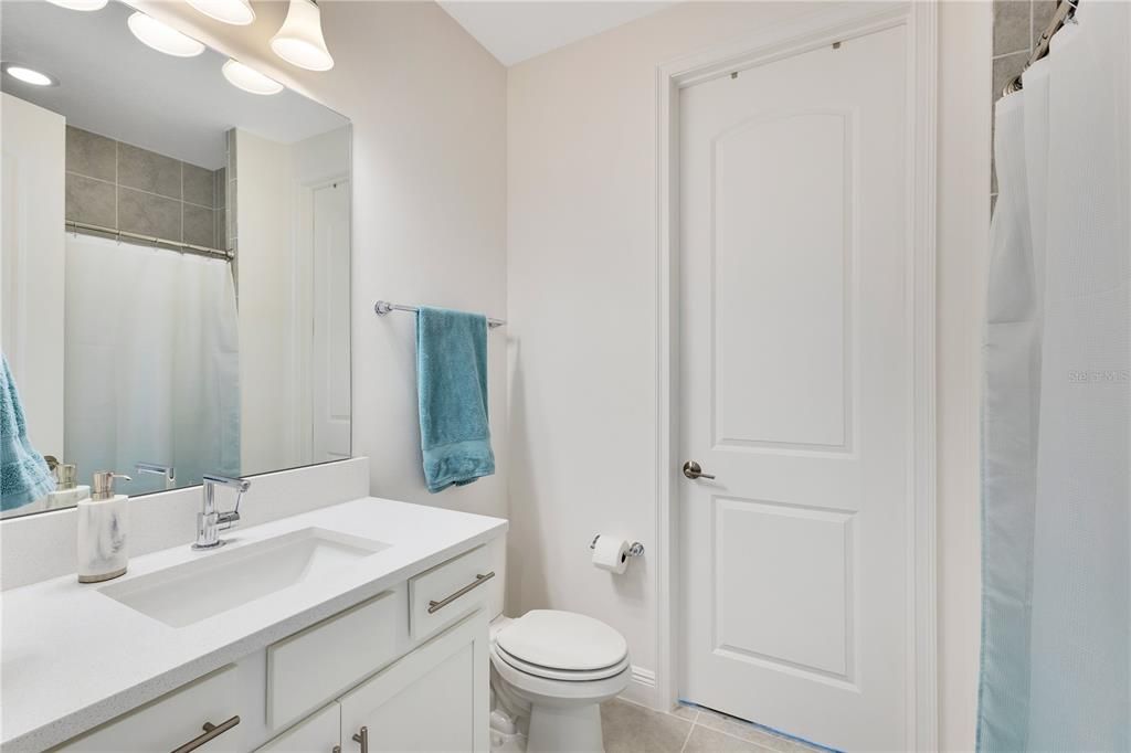 待售: $1,050,000 (5 贝兹, 4 浴室, 3231 平方英尺)