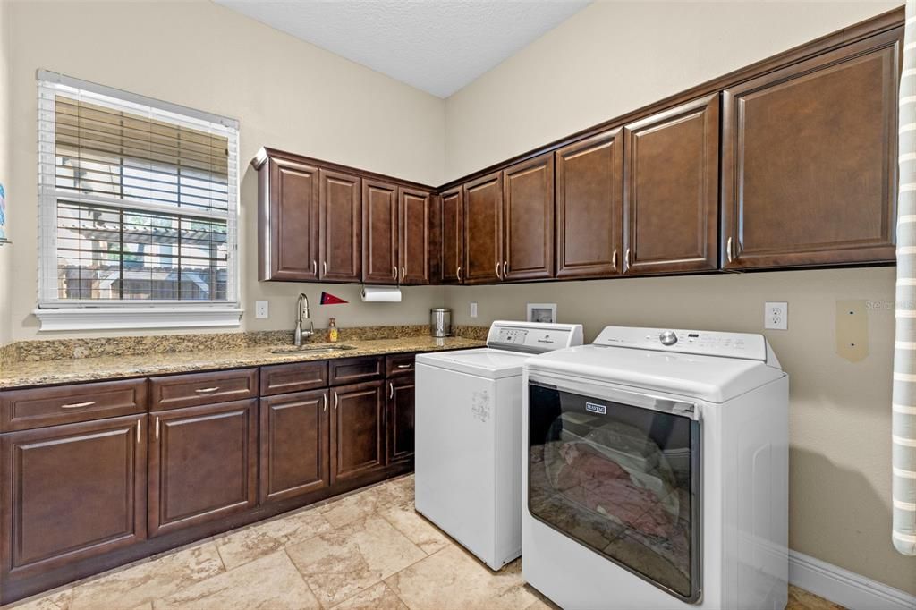 待售: $1,795,000 (4 贝兹, 4 浴室, 4649 平方英尺)