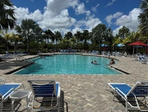 For Rent: $2,900 (3 beds, 2 baths, 1533 Square Feet)