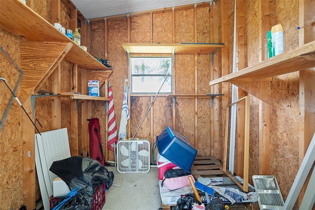 Active With Contract: $219,900 (3 beds, 2 baths, 1186 Square Feet)