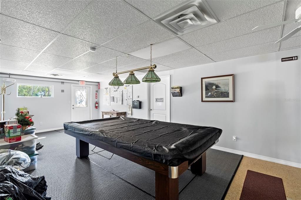 Active With Contract: $219,900 (3 beds, 2 baths, 1186 Square Feet)