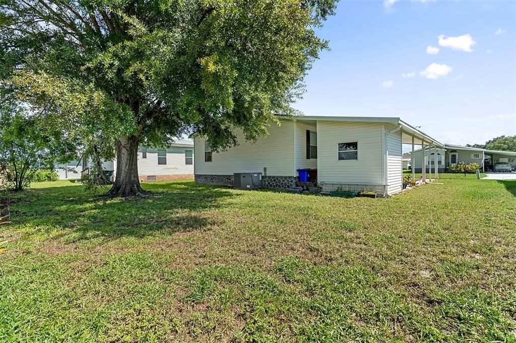 Active With Contract: $219,900 (3 beds, 2 baths, 1186 Square Feet)