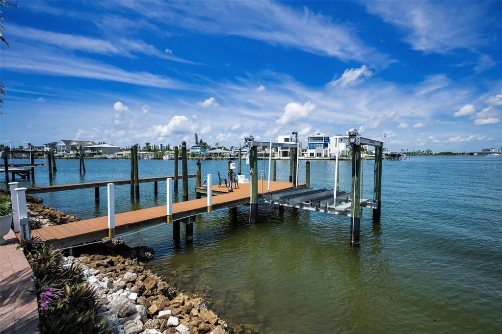 На продажу: $1,488,000 (4 спален, 2 ванн, 1857 Квадратных фут)