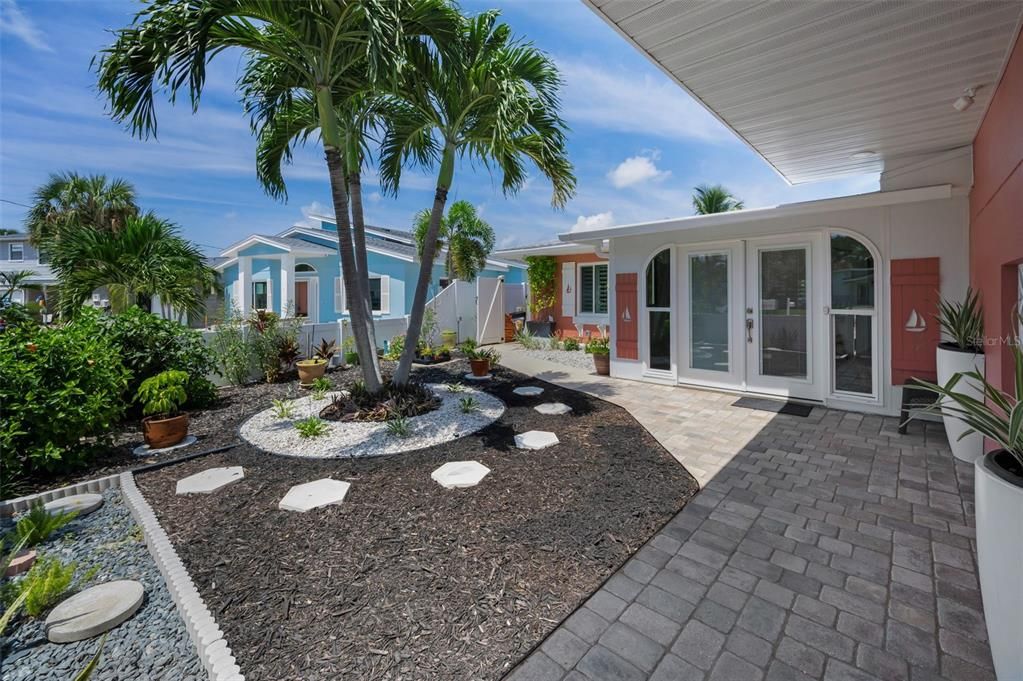 На продажу: $1,488,000 (4 спален, 2 ванн, 1857 Квадратных фут)