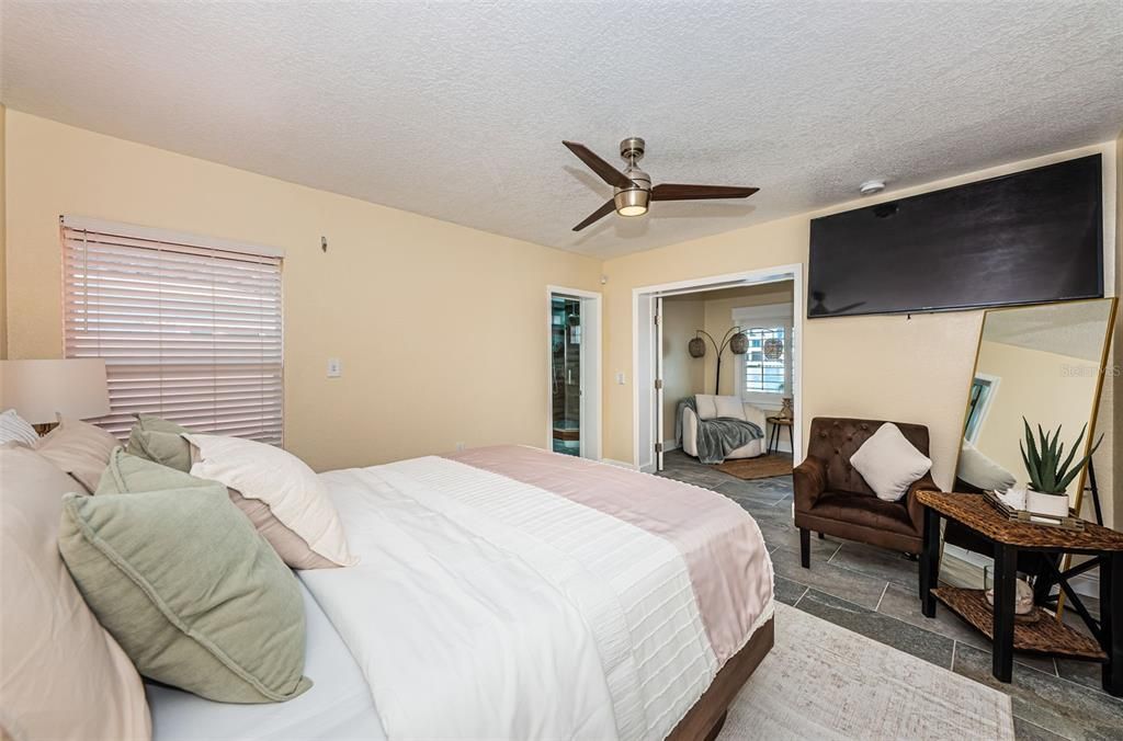 На продажу: $1,488,000 (4 спален, 2 ванн, 1857 Квадратных фут)