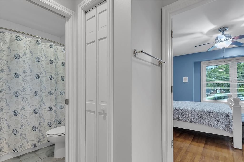 待售: $1,388,200 (6 贝兹, 5 浴室, 5092 平方英尺)