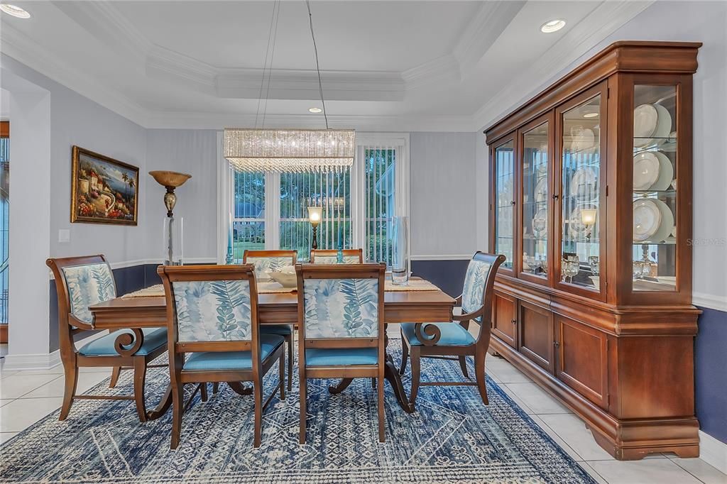 待售: $1,388,200 (6 贝兹, 5 浴室, 5092 平方英尺)