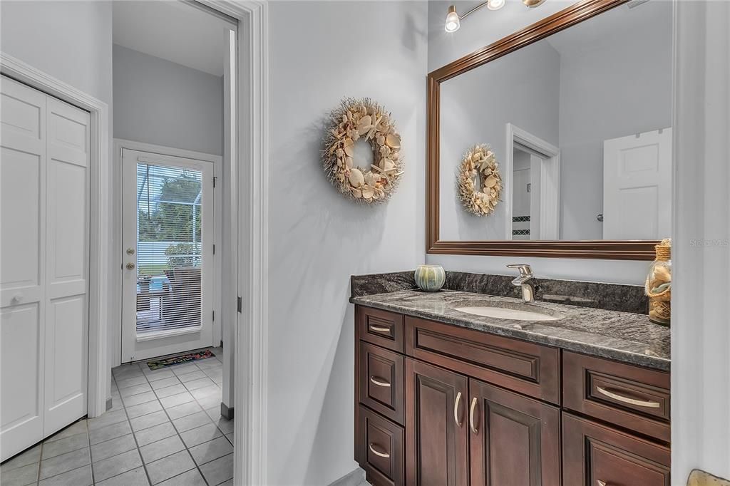 待售: $1,388,200 (6 贝兹, 5 浴室, 5092 平方英尺)