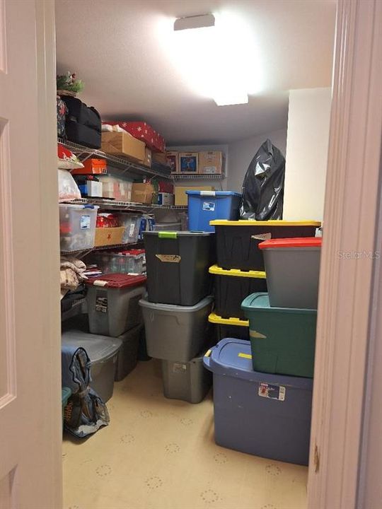 待售: $1,388,200 (6 贝兹, 5 浴室, 5092 平方英尺)