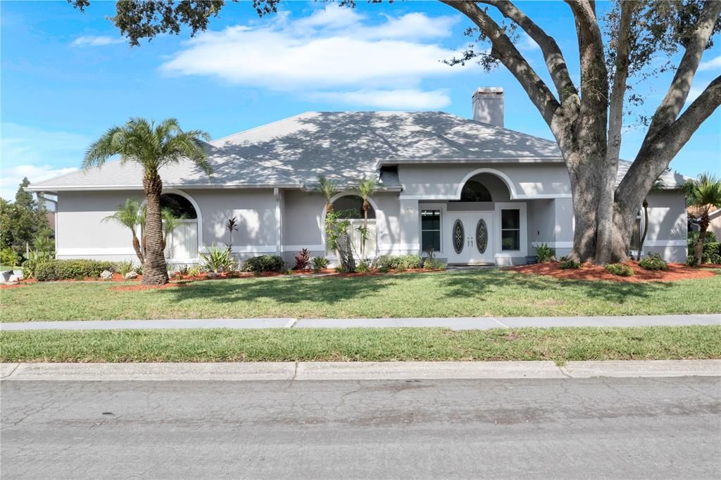 Active With Contract: $675,000 (4 beds, 3 baths, 2842 Square Feet)