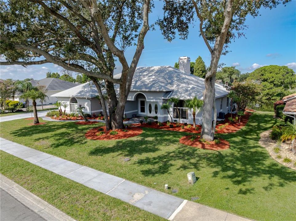 Active With Contract: $675,000 (4 beds, 3 baths, 2842 Square Feet)