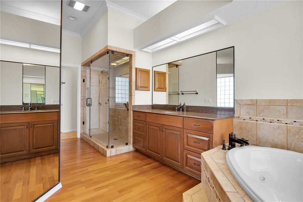 Active With Contract: $675,000 (4 beds, 3 baths, 2842 Square Feet)