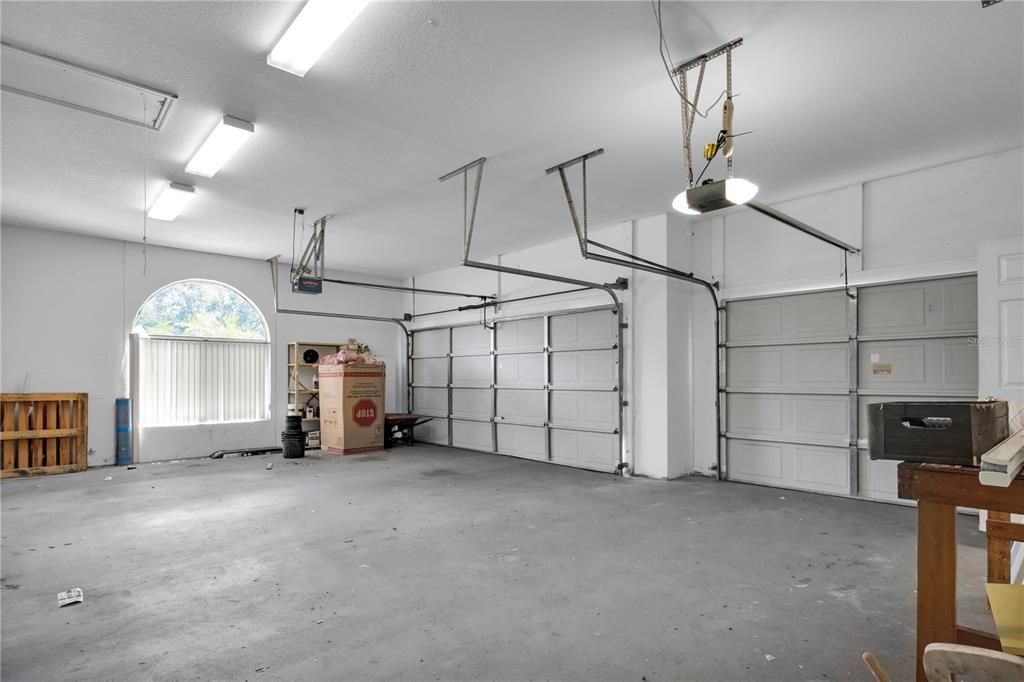 Active With Contract: $675,000 (4 beds, 3 baths, 2842 Square Feet)