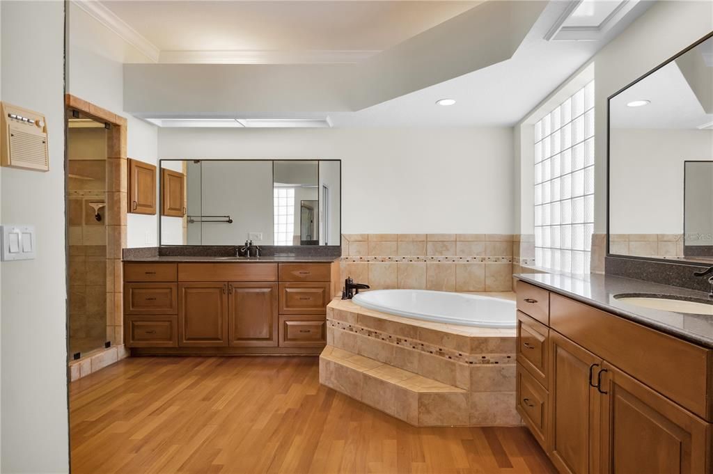 Active With Contract: $675,000 (4 beds, 3 baths, 2842 Square Feet)