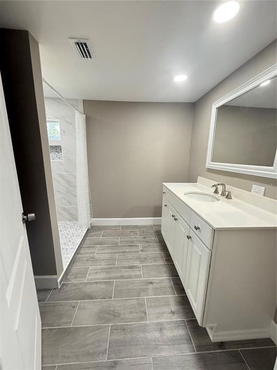 待售: $299,990 (3 贝兹, 2 浴室, 1372 平方英尺)