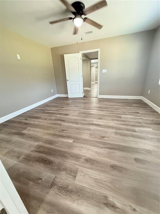 待售: $299,990 (3 贝兹, 2 浴室, 1372 平方英尺)