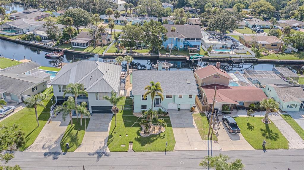 Active With Contract: $597,000 (4 beds, 3 baths, 2474 Square Feet)