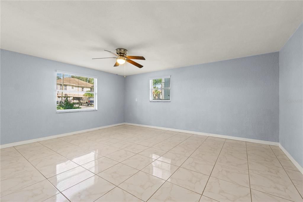 Active With Contract: $597,000 (4 beds, 3 baths, 2474 Square Feet)