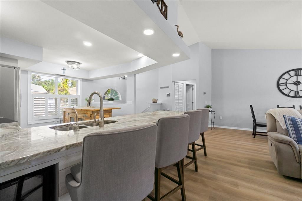 Active With Contract: $597,000 (4 beds, 3 baths, 2474 Square Feet)