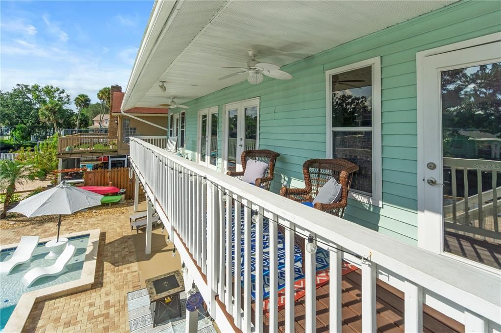 Active With Contract: $597,000 (4 beds, 3 baths, 2474 Square Feet)