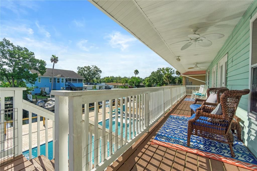 Active With Contract: $597,000 (4 beds, 3 baths, 2474 Square Feet)