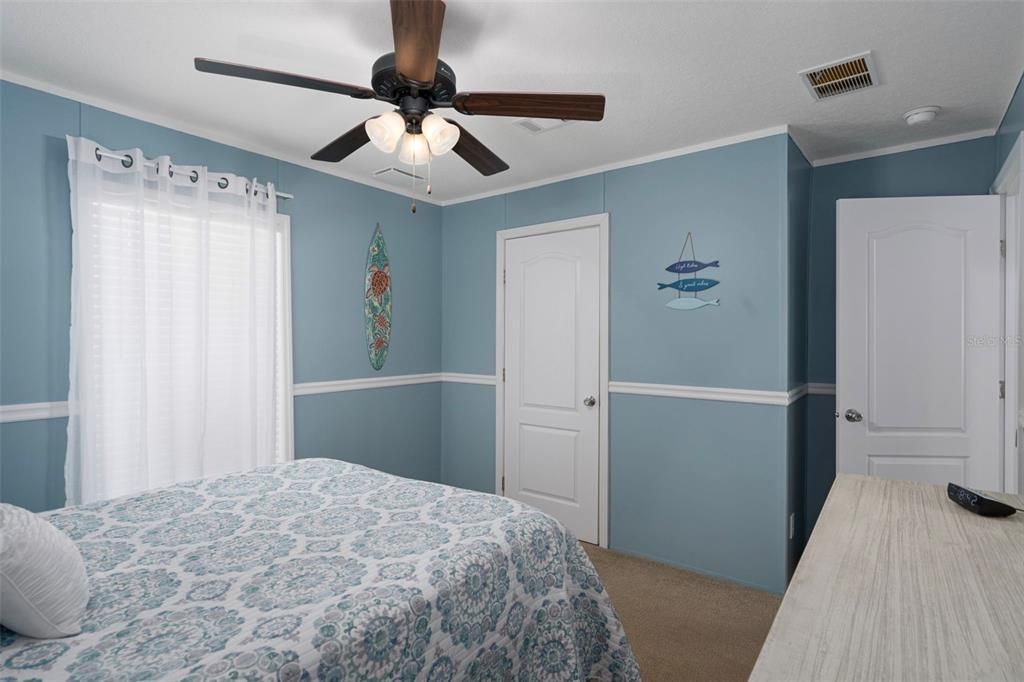 合同活跃: $269,000 (3 贝兹, 2 浴室, 1496 平方英尺)