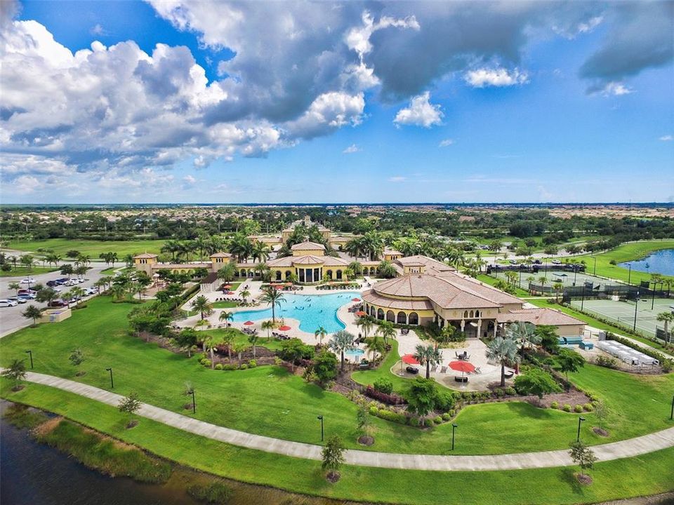 En Renta: $4,900 (3 camas, 2 baños, 1572 Pies cuadrados)