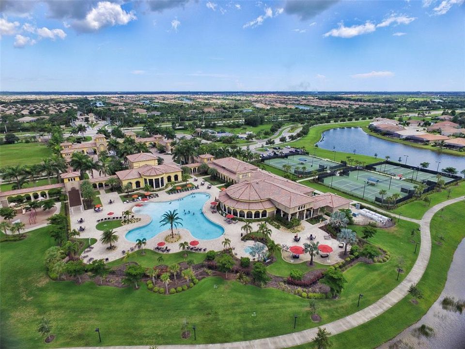 En Renta: $4,900 (3 camas, 2 baños, 1572 Pies cuadrados)