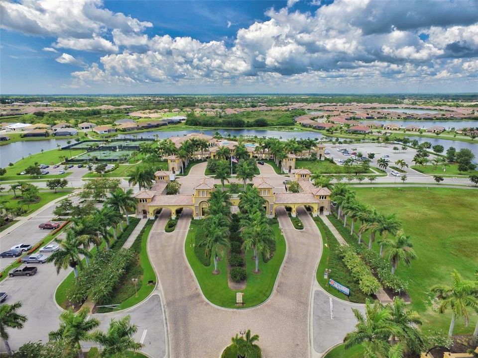 En Renta: $4,900 (3 camas, 2 baños, 1572 Pies cuadrados)