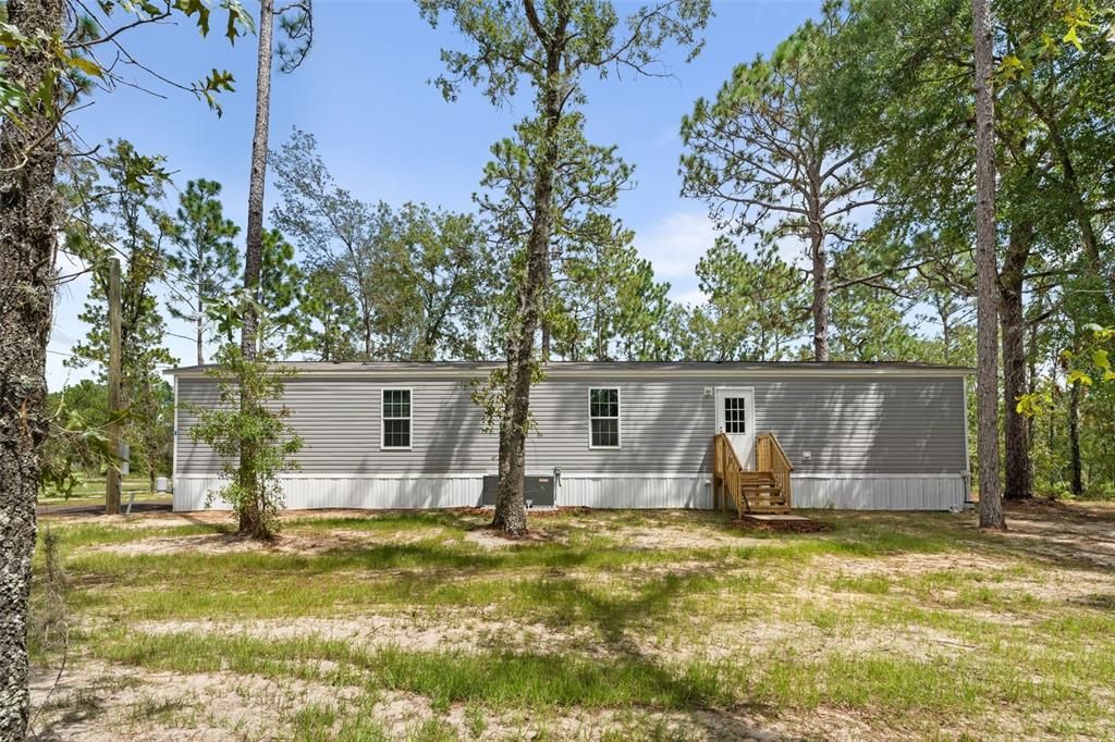 For Sale: $179,930 (3 beds, 2 baths, 1001 Square Feet)