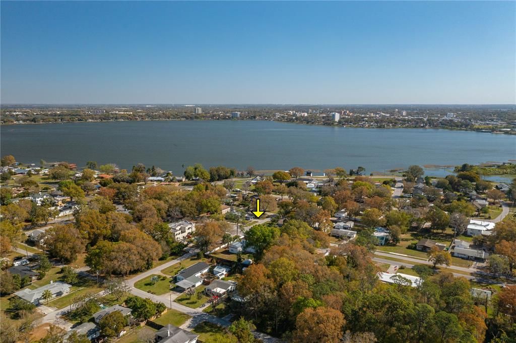 For Sale: $550,000 (4 beds, 1 baths, 2706 Square Feet)