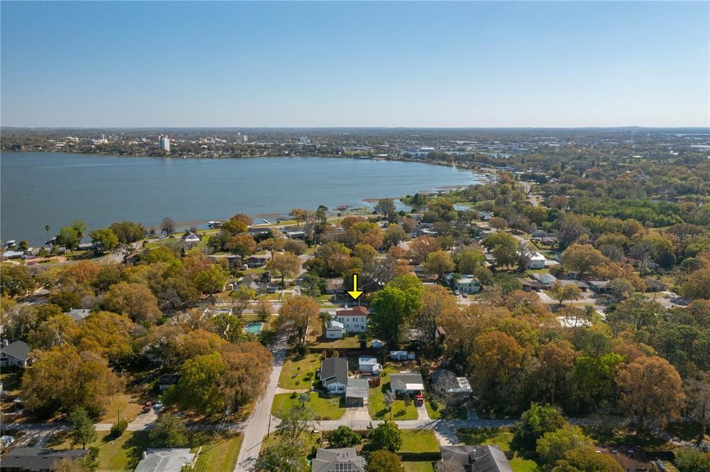 For Sale: $550,000 (4 beds, 1 baths, 2706 Square Feet)