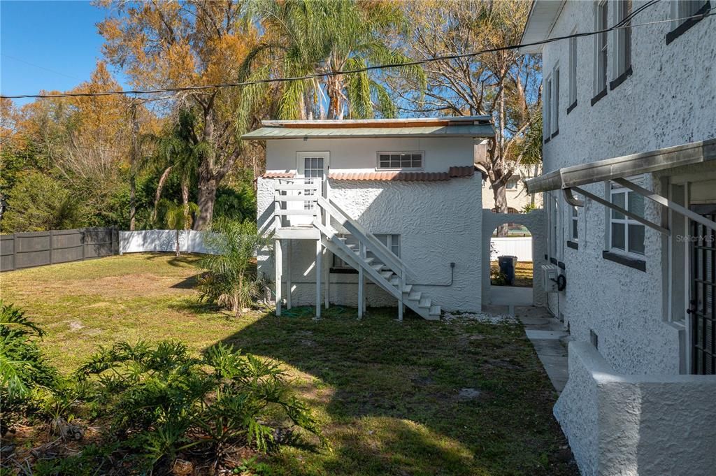 For Sale: $550,000 (4 beds, 1 baths, 2706 Square Feet)