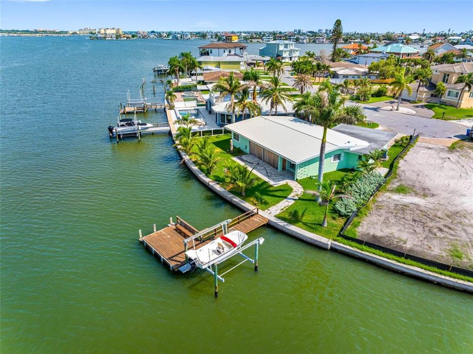 For Sale: $1,295,000 (0.19 acres)