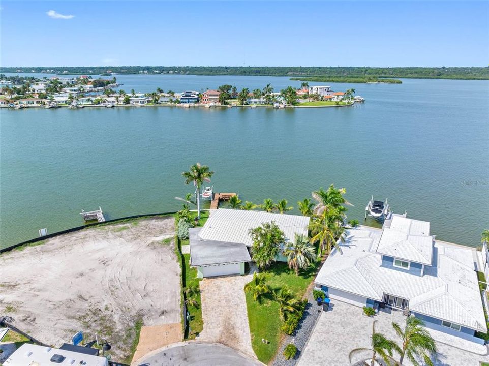 For Sale: $1,295,000 (0.19 acres)