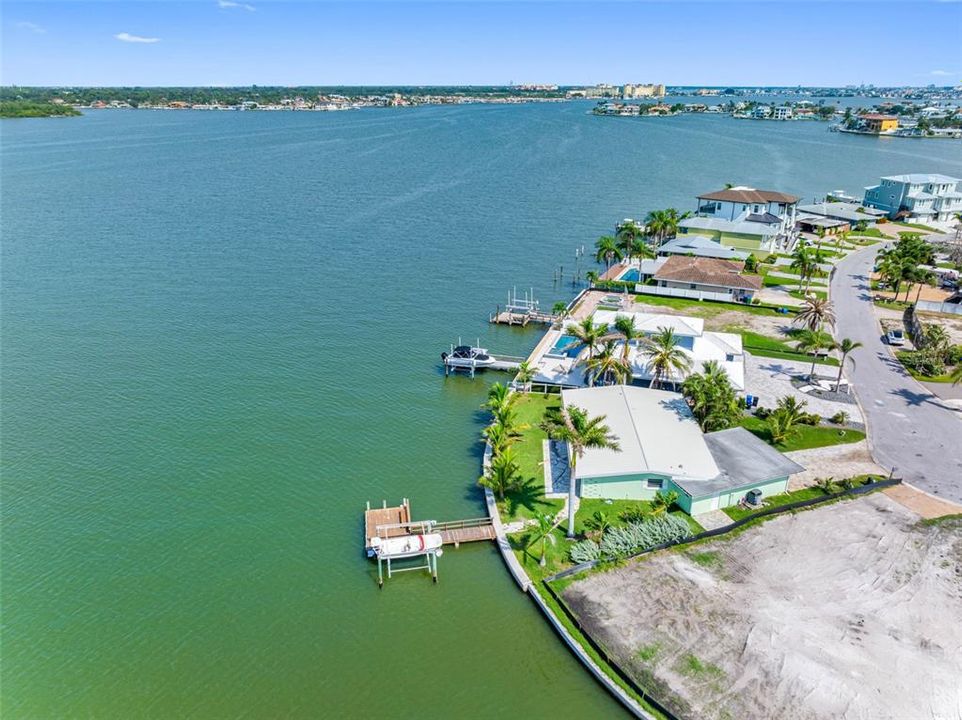 For Sale: $1,295,000 (0.19 acres)